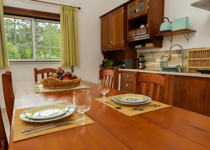 Abrigo Do Castelo - Pica-pau 아파트 *